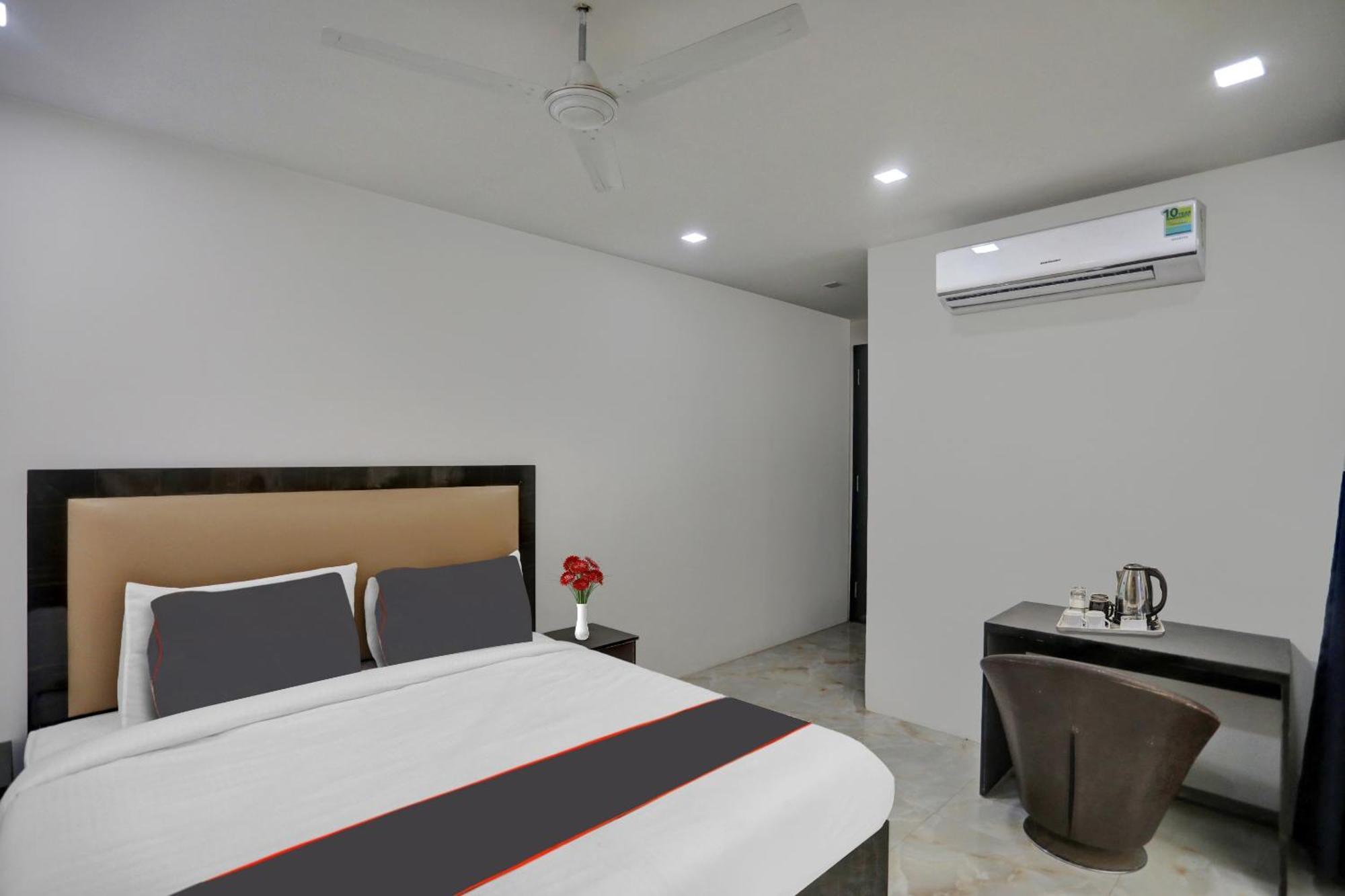 Super Townhouse The Arrow Near Lotus Temple Hotel New Delhi Buitenkant foto